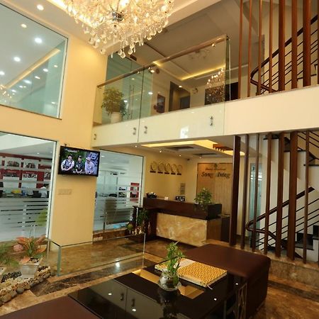 Song Hung 1 Luxury Hotel & Apartments 호치민 외부 사진