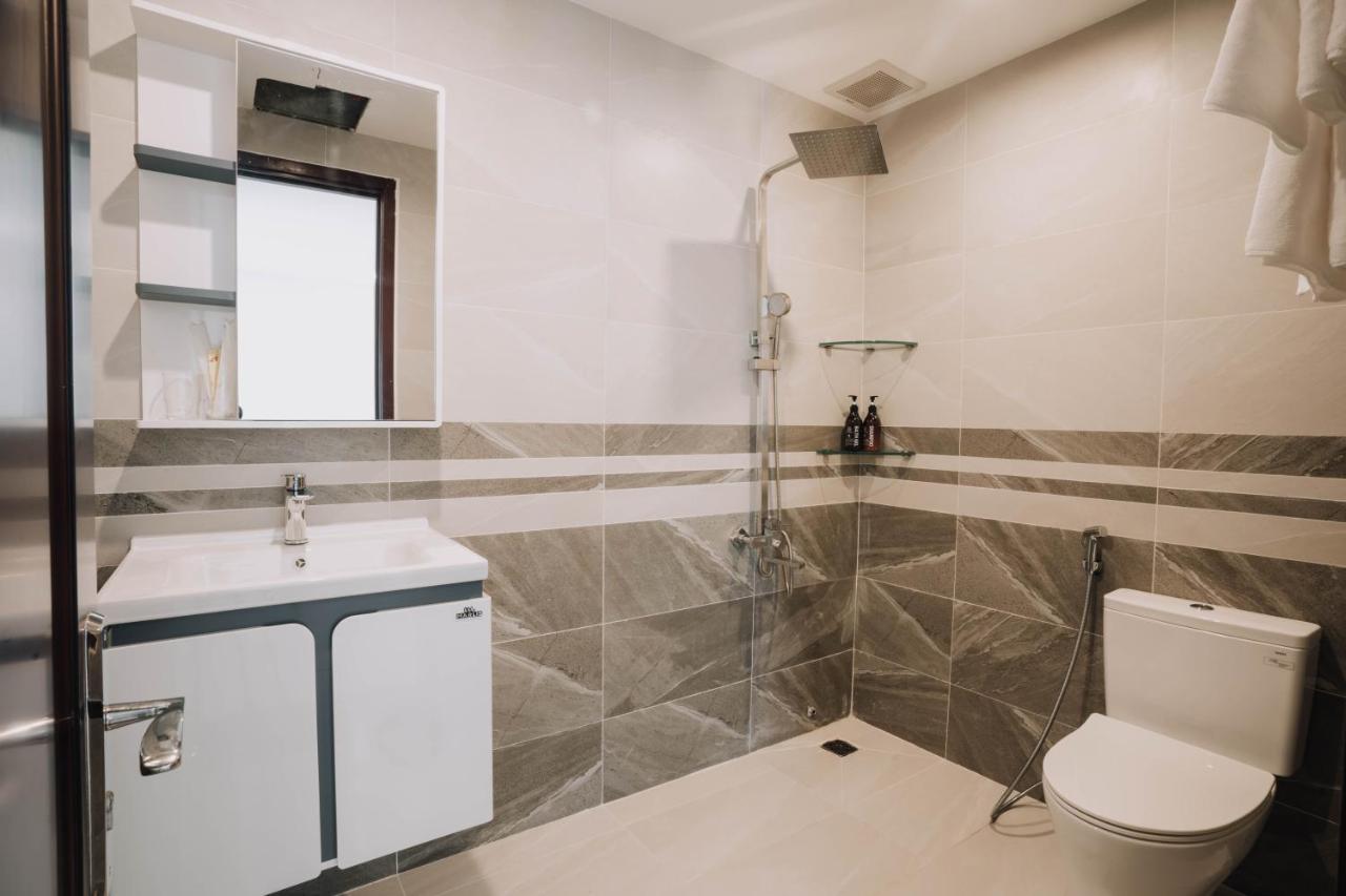 Song Hung 1 Luxury Hotel & Apartments 호치민 외부 사진