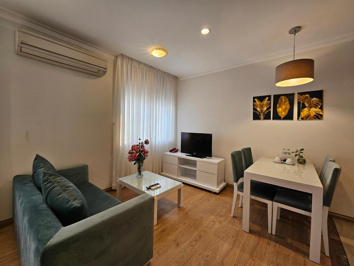 Song Hung 1 Luxury Hotel & Apartments 호치민 외부 사진